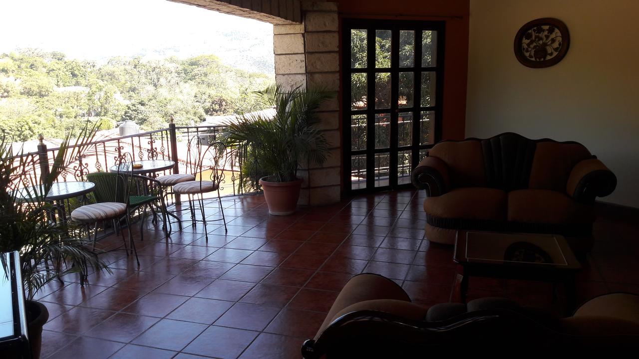 Hotel Acropolis Maya Copán エクステリア 写真