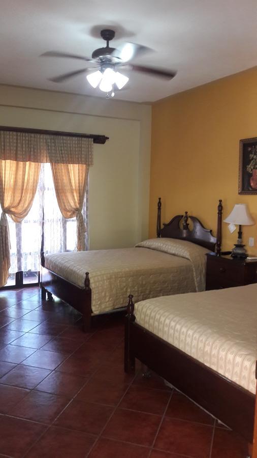 Hotel Acropolis Maya Copán エクステリア 写真